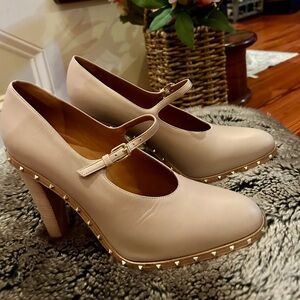 BNWOB- Valentino Garavani Mar Jane pump